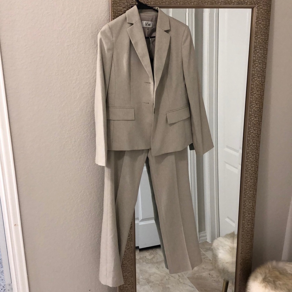 Le Suit Pantsuit